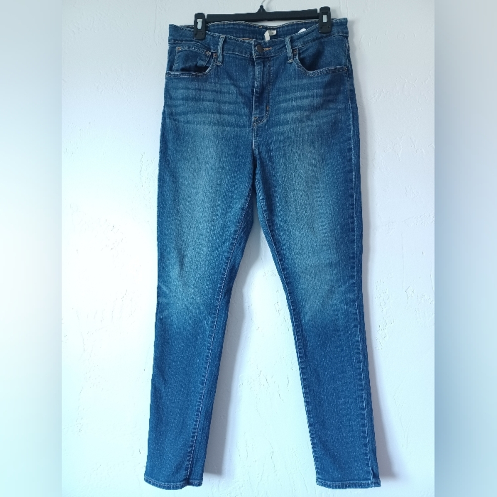 Levi's 721 Highrise Skinny Jeans